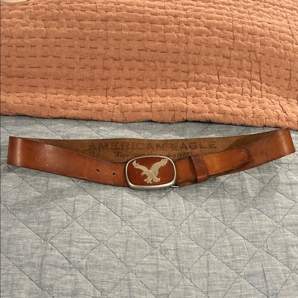 Vintage American Eagle Outfitters Tan Leather Belt with Eagle Buckle
